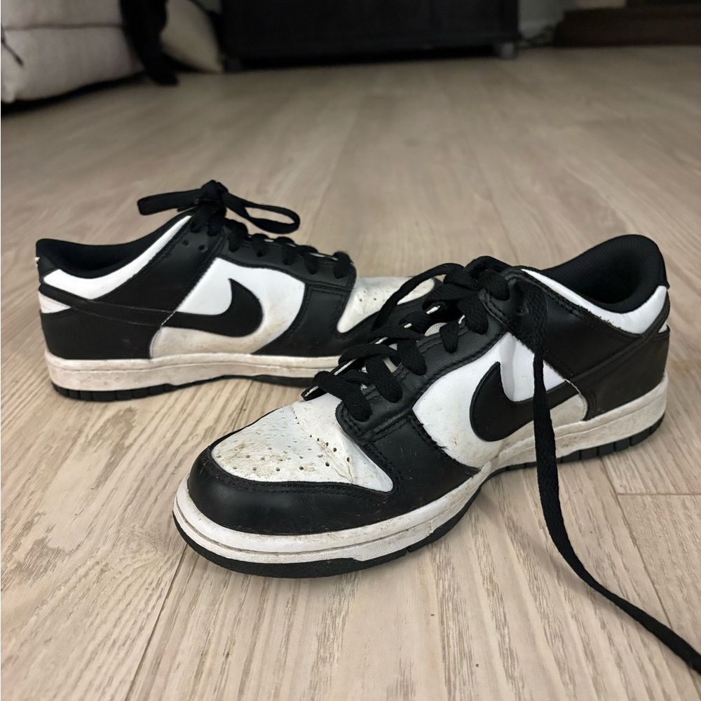 Black Panda Dunks